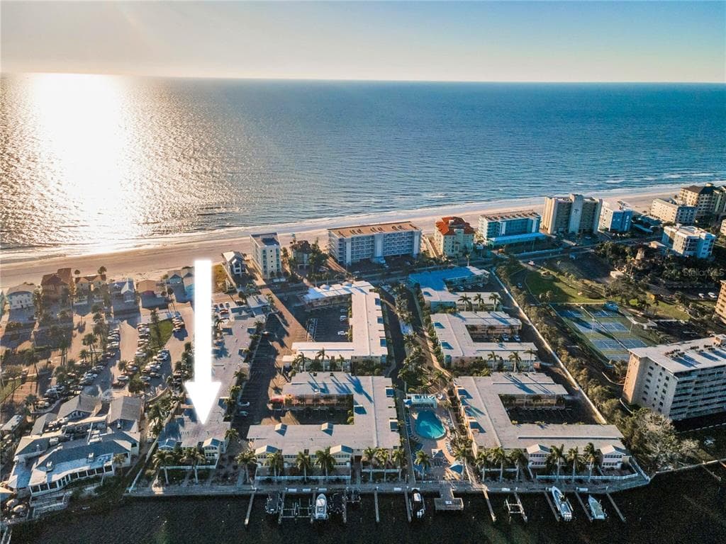 19417 GULF BOULEVARD UNIT F207 INDIAN ROCKS BEACH, FL 33785