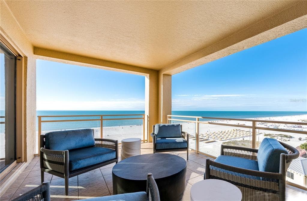 11 BAYMONT STREET UNIT 702 CLEARWATER BEACH, FL 33767