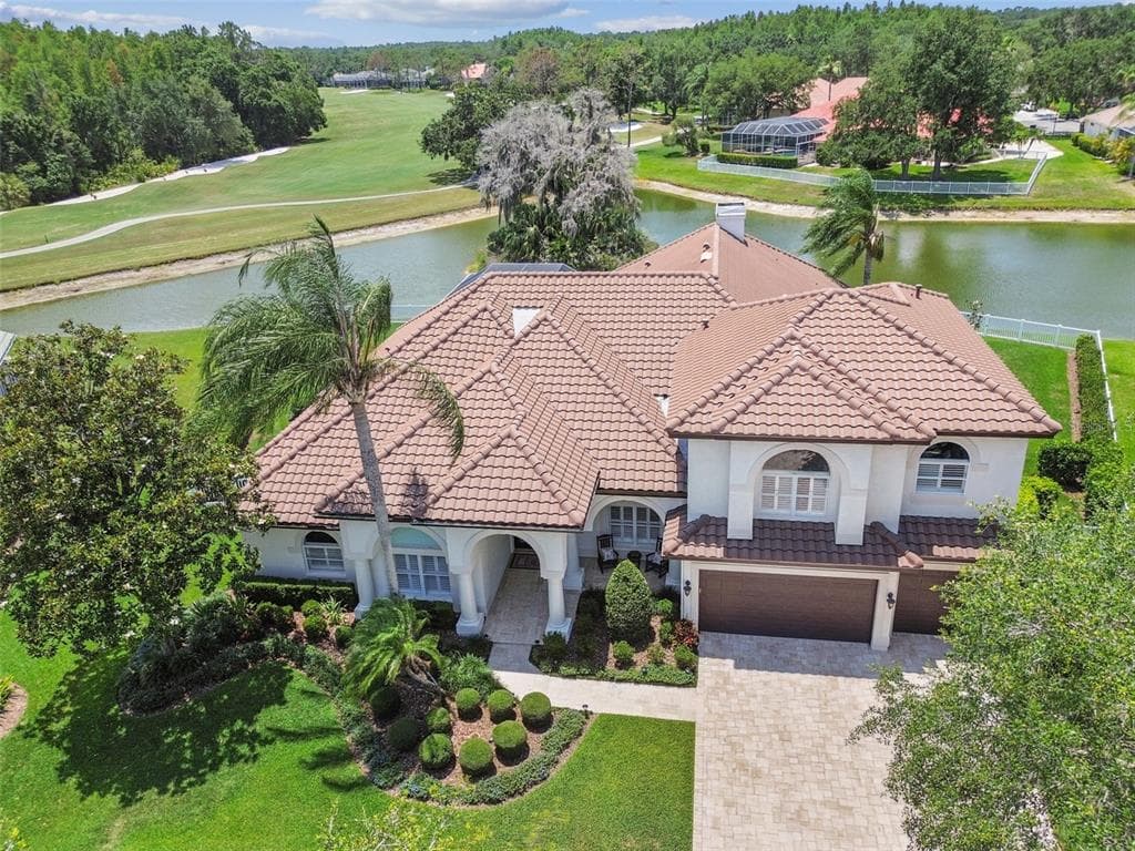 9105 WOODRIDGE RUN DRIVE TAMPA, FL 33647