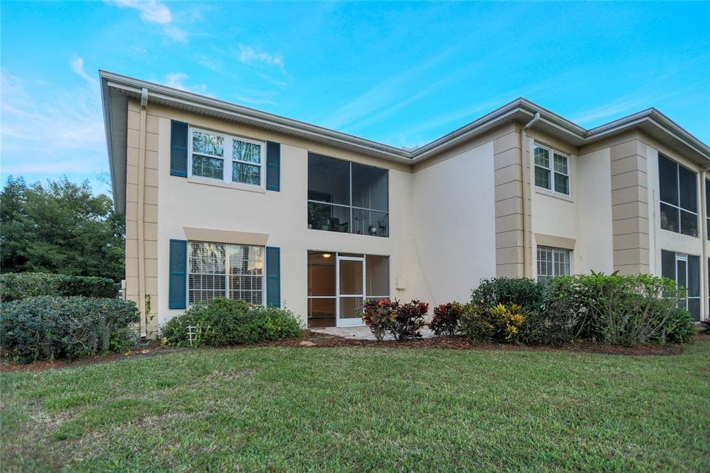 10374 CARROLLWOOD LANE UNIT 241 TAMPA, FL 33618