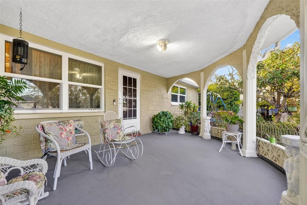 2615 ALMOND DRIVE HOLIDAY, FL 34691