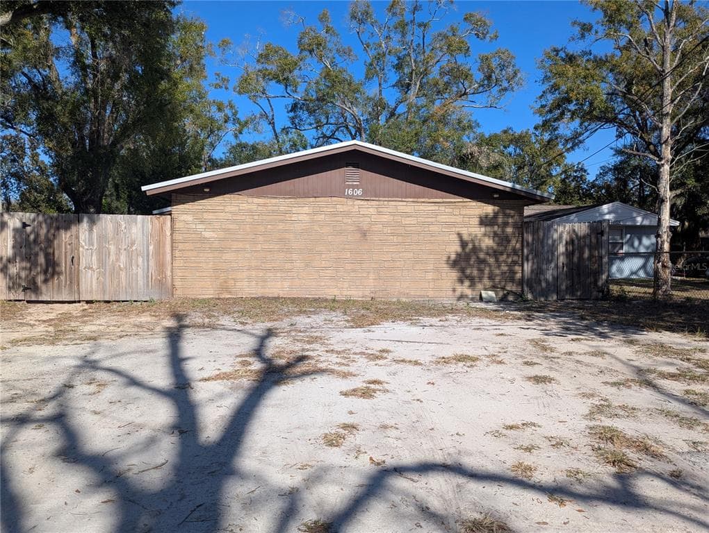 1606 E KIRBY STREET UNIT A TAMPA, FL 33604
