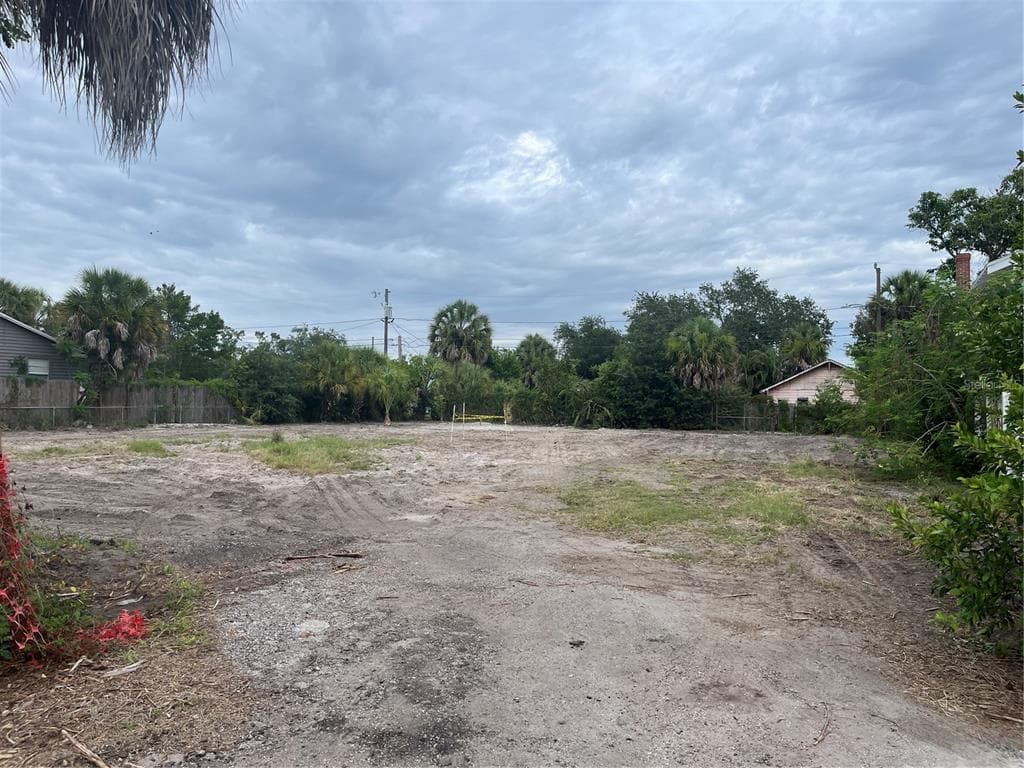 2018 43RD STREET S ST PETERSBURG, FL 33711