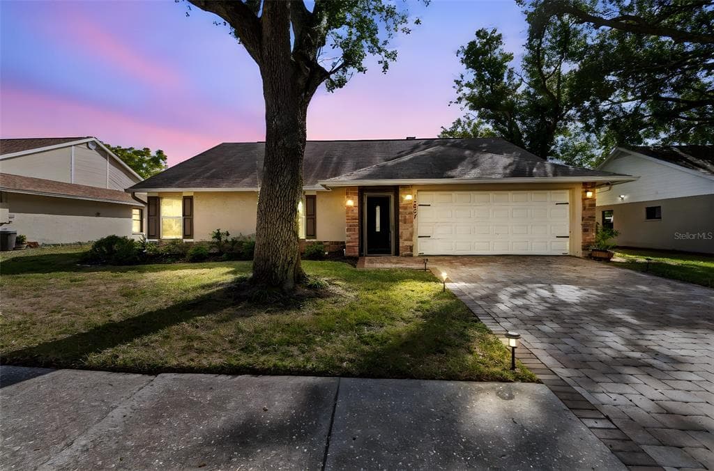 15007 REDCLIFF DRIVE TAMPA, FL 33625