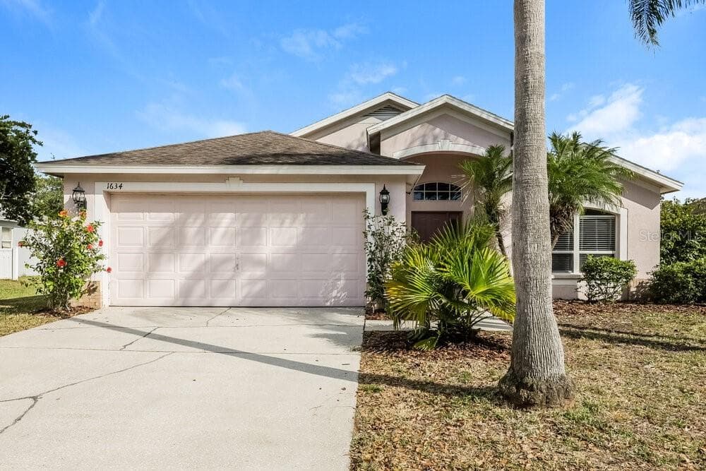 1634 AUDUBON TRAIL LUTZ, FL 33549