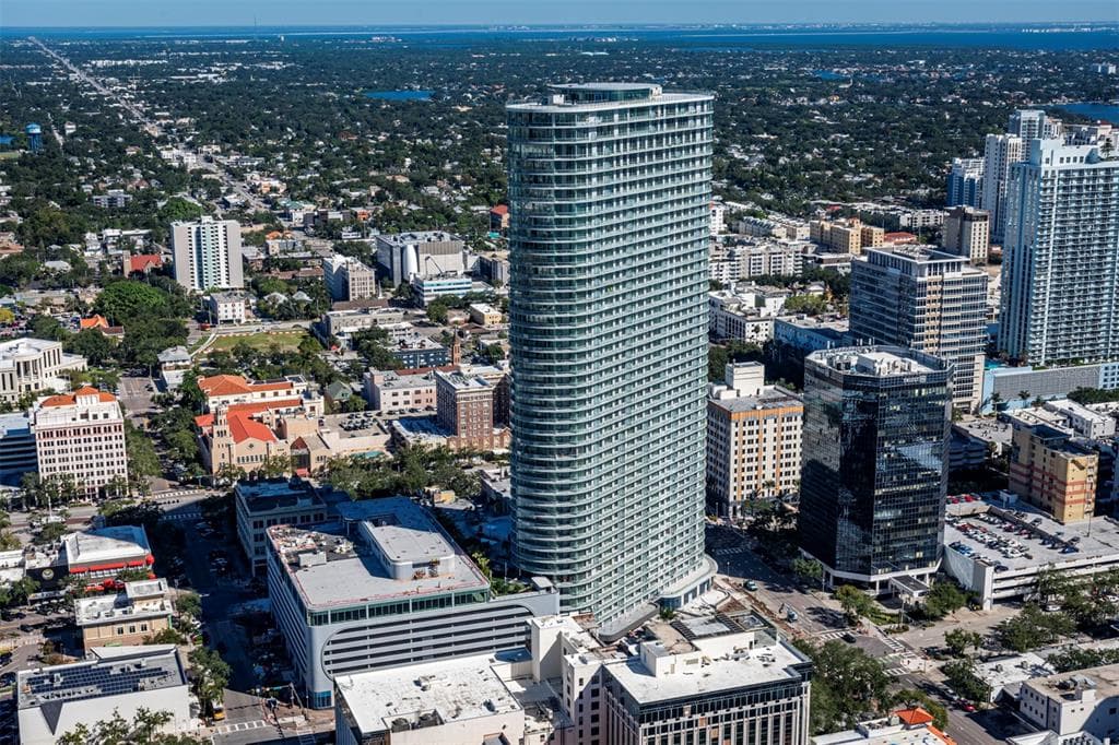 400 CENTRAL AVENUE UNIT 2301 ST PETERSBURG, FL 33701