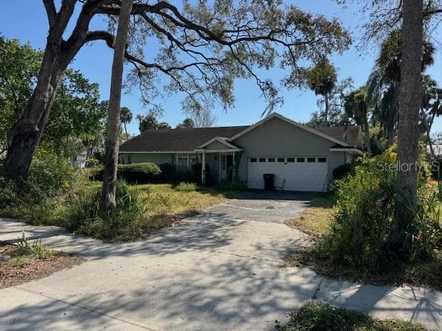 4704 W ESTRELLA STREET TAMPA, FL 33629