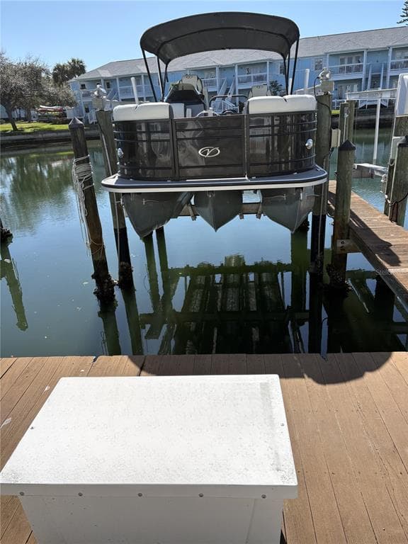 0 STARFISH DRIVE SE UNIT 42ss ST PETERSBURG, FL 33705