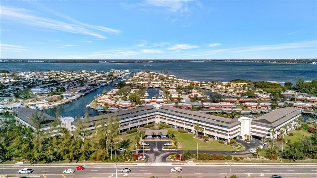 9604 CORTEZ ROAD W UNIT 222 BRADENTON, FL 34210