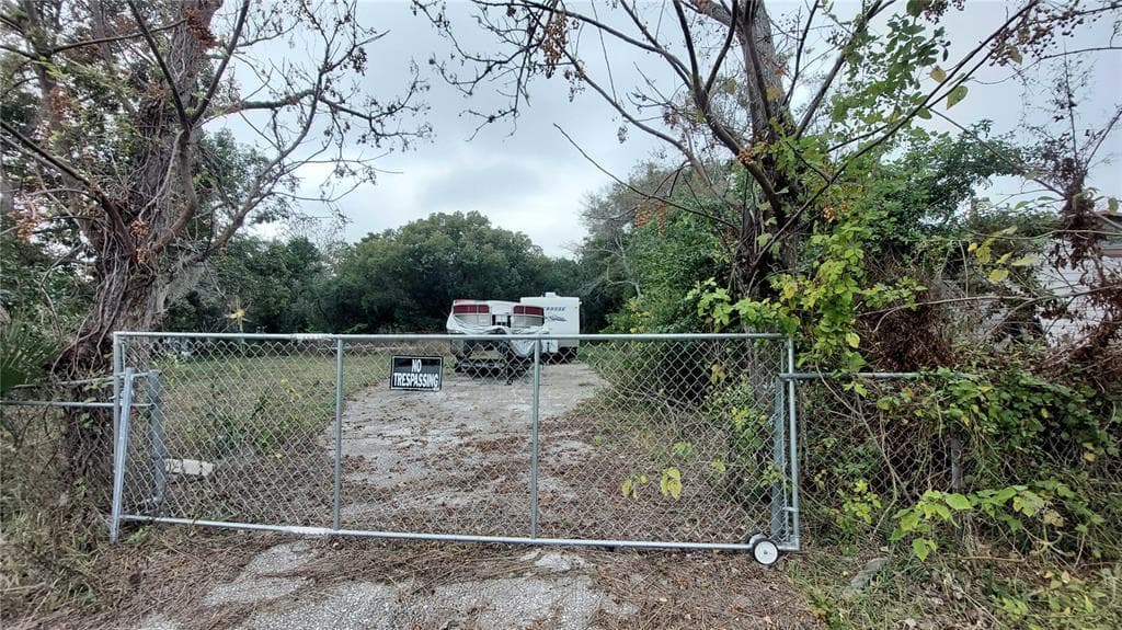 15313 MORNAY DRIVE HUDSON, FL 34667
