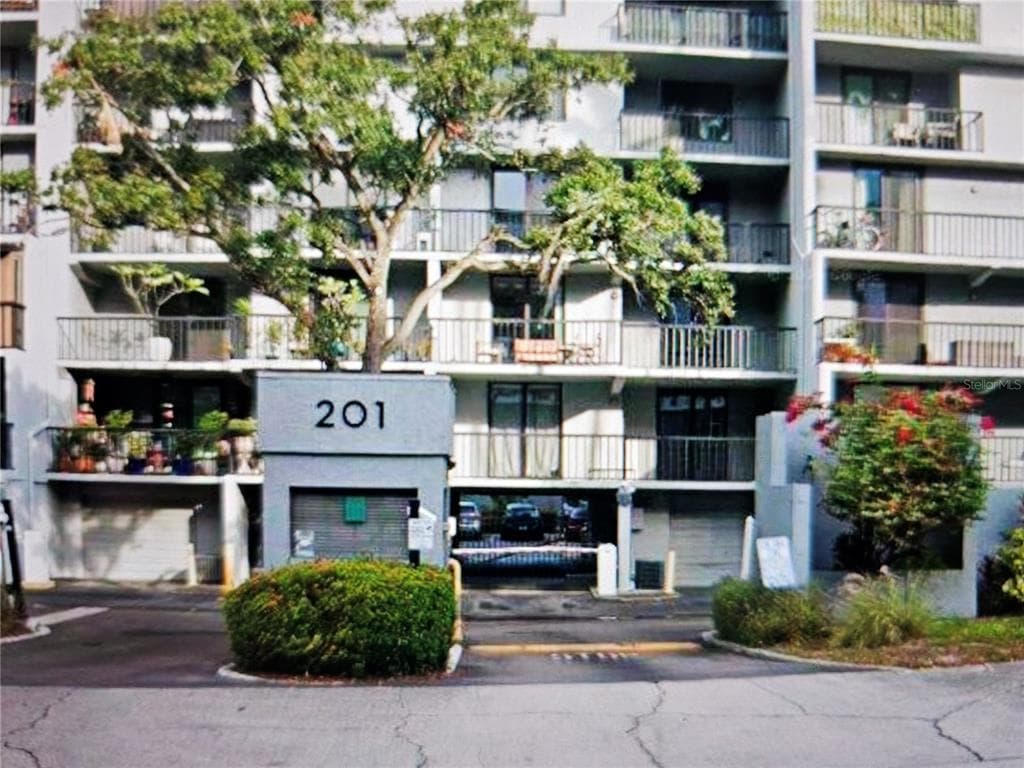 201 W LAUREL STREET UNIT 0 TAMPA, FL 33602