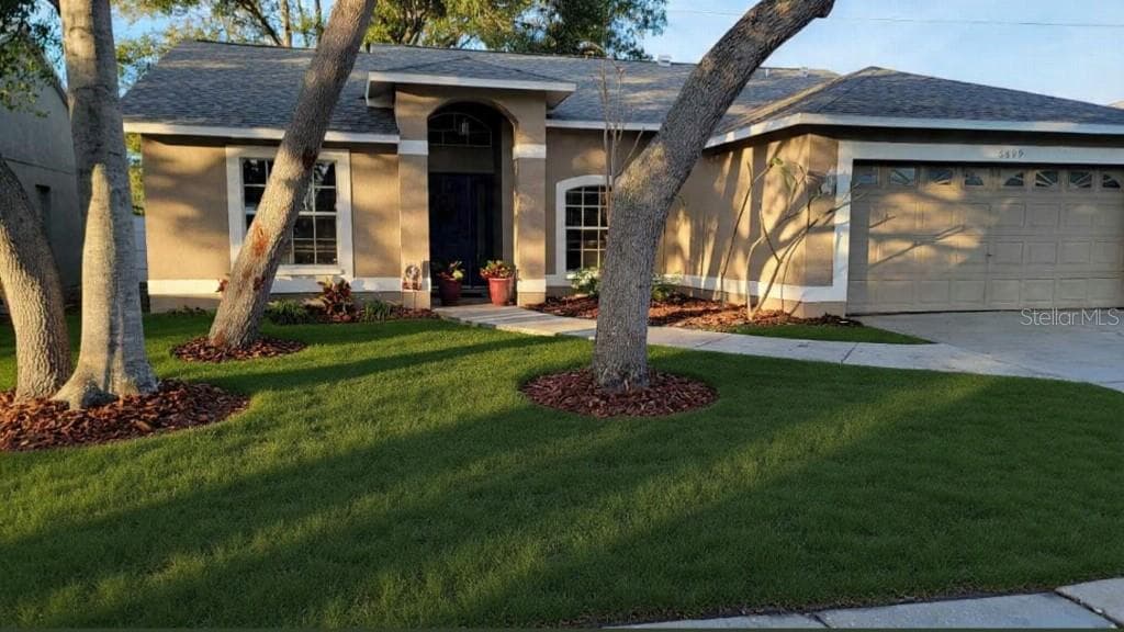 6899 NICOLE LANE LARGO, FL 33771