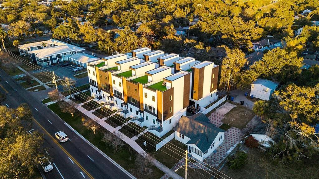 2108 4TH STREET S ST PETERSBURG, FL 33705