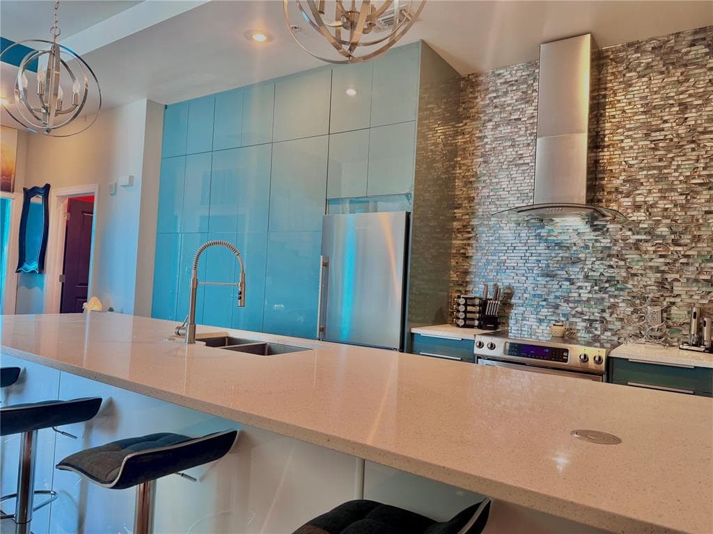 1238 E KENNEDY BOULEVARD UNIT 1001 TAMPA, FL 33602