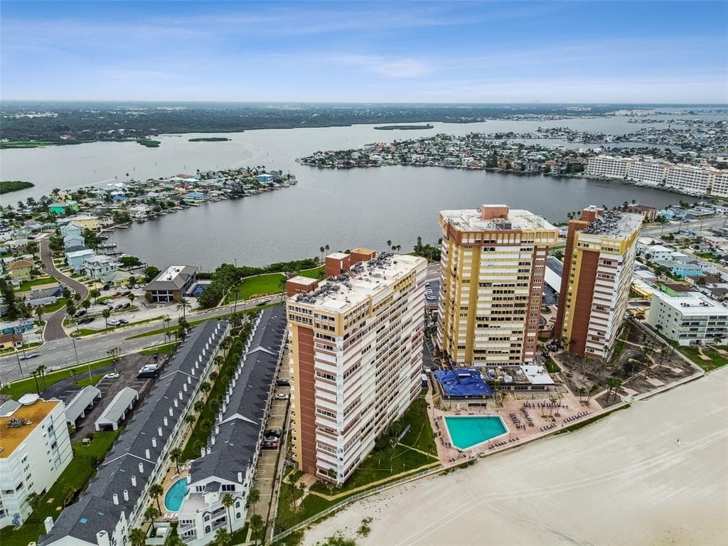 17900 GULF BOULEVARD UNIT 18C ST PETERSBURG, FL 33708
