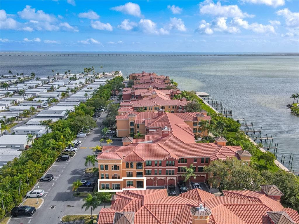 2749 VIA CIPRIANI UNIT 1010B CLEARWATER, FL 33764
