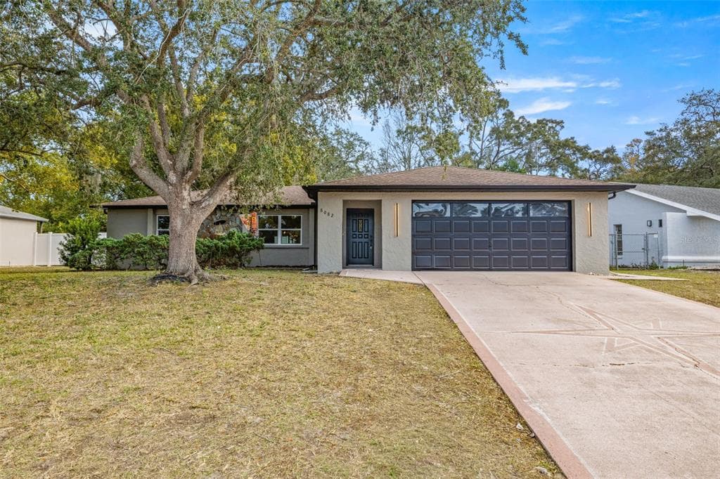 8082 PAGODA DRIVE SPRING HILL, FL 34606