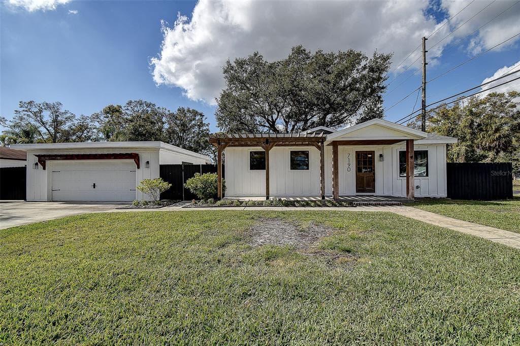 7190 64TH WAY N PINELLAS PARK, FL 33781