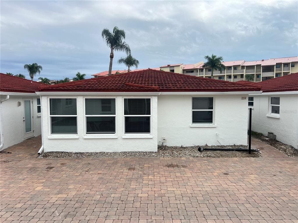 6154 MIDNIGHT PASS ROAD UNIT B14 SARASOTA, FL 34242
