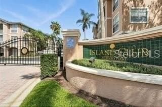 2212 BAY CLUB CIRCLE UNIT 2212 TAMPA, FL 33607