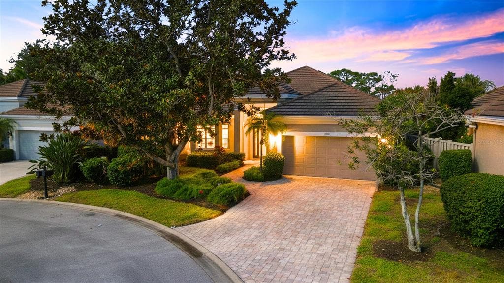 5126 87TH COURT E BRADENTON, FL 34211
