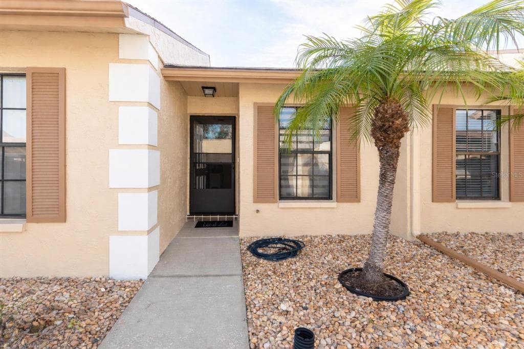 1833 RISING SUN DRIVE HOLIDAY, FL 34690