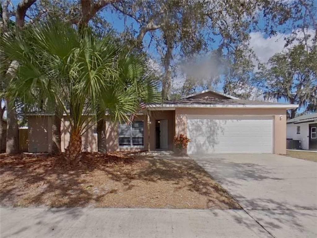 2541 BRAMPTON COURT ORLANDO, FL 32817