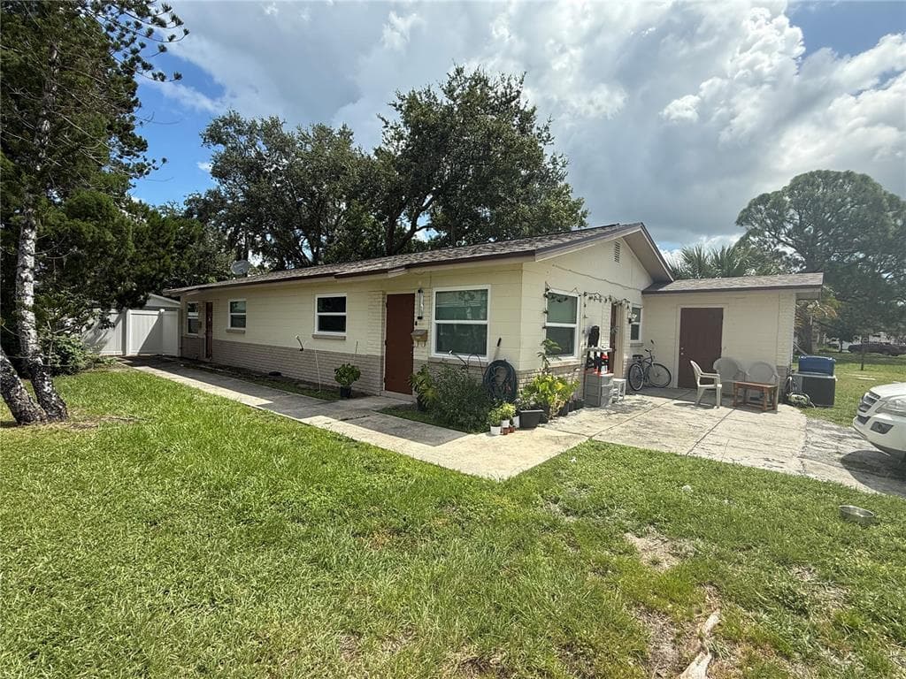 521 88TH AVENUE N ST PETERSBURG, FL 33702