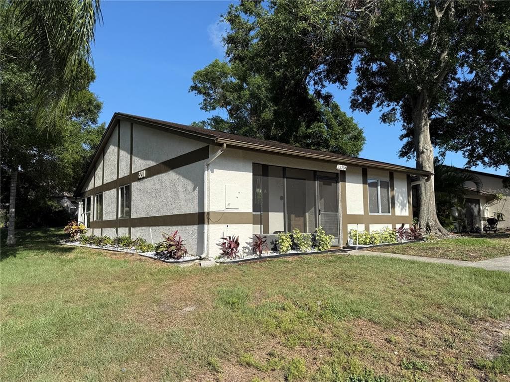 2270 ALDEN LANE UNIT A PALM HARBOR, FL 34683