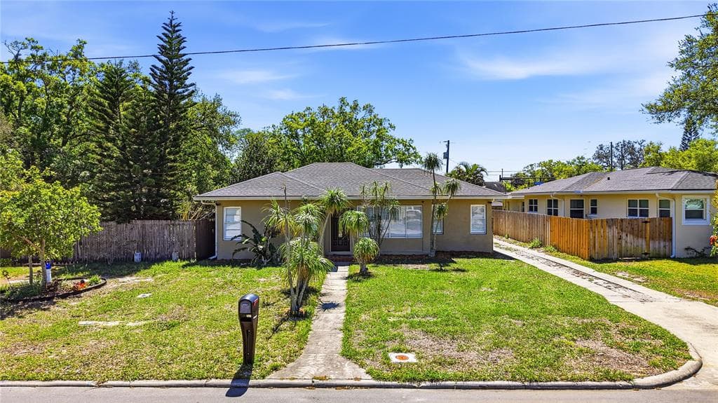 1505 LAURA STREET CLEARWATER, FL 33755