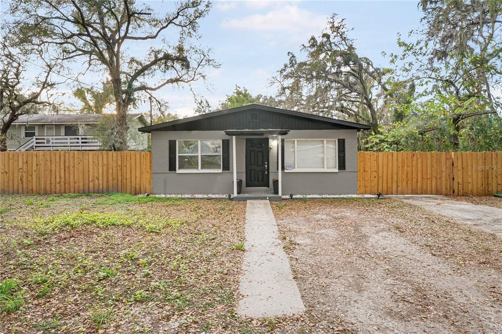 6428 N 49TH STREET TAMPA, FL 33610