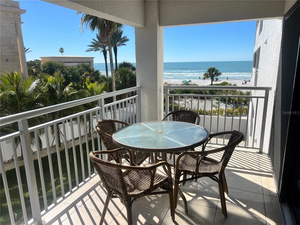 1001 POINT OF ROCKS ROAD UNIT 310 SARASOTA, FL 34242