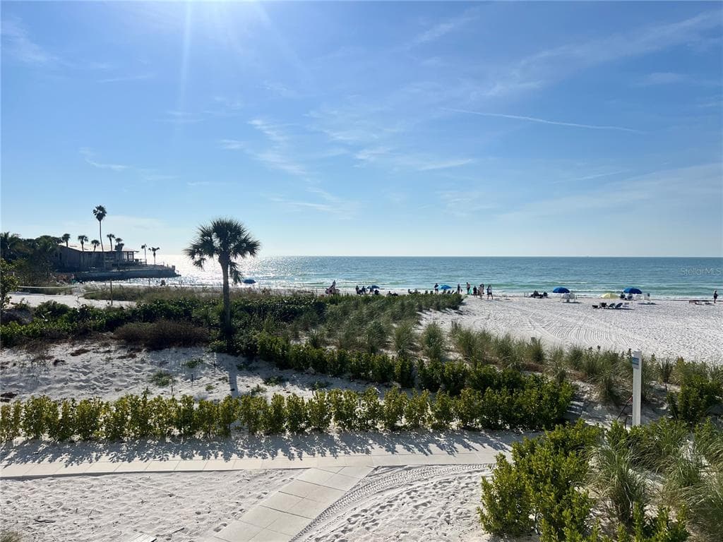 1001 POINT OF ROCKS ROAD UNIT 212