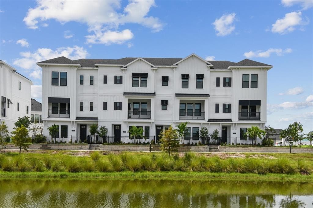 7204 SUTTON LANE SARASOTA, FL 34240