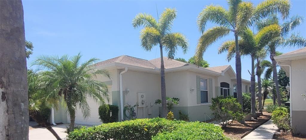 834 TREMONT GREENS LANE UNIT 137 SUN CITY CENTER, FL 33573