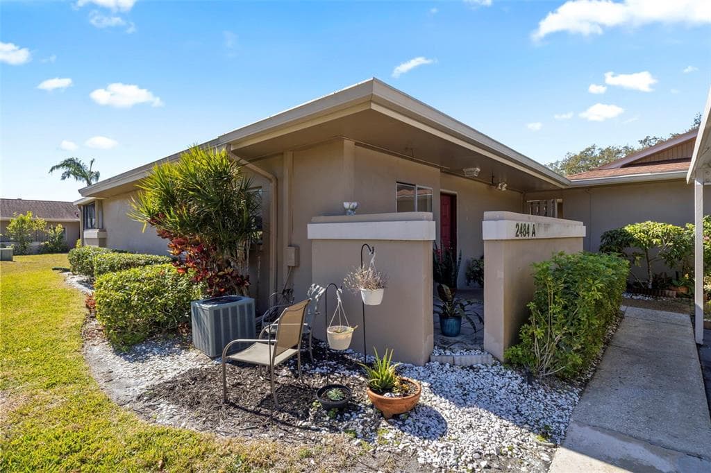 2484 LAURELWOOD DRIVE UNIT A CLEARWATER, FL 33763