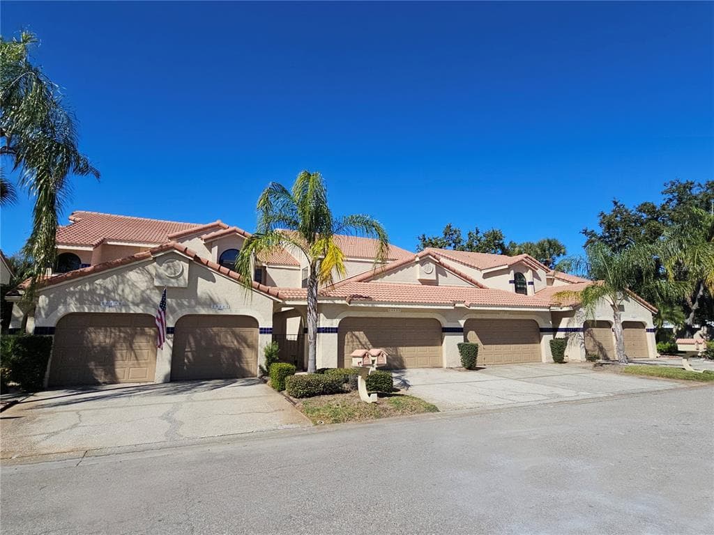 10488 SAINT TROPEZ PLACE UNIT 102 TAMPA, FL 33615