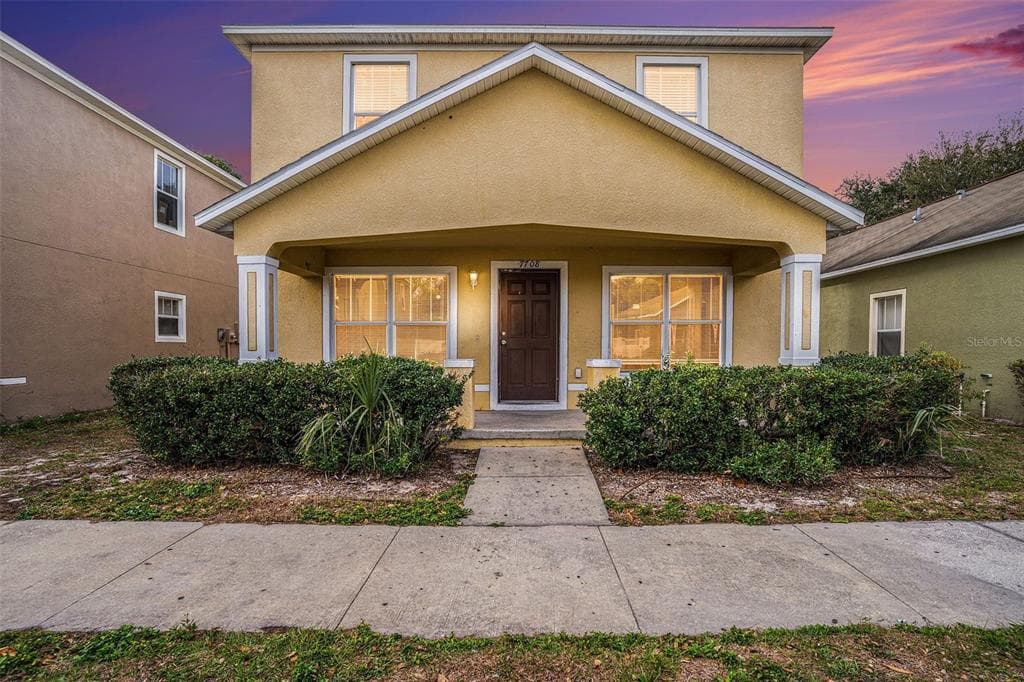 7708 N RIVERDALE AVENUE TAMPA, FL 33604