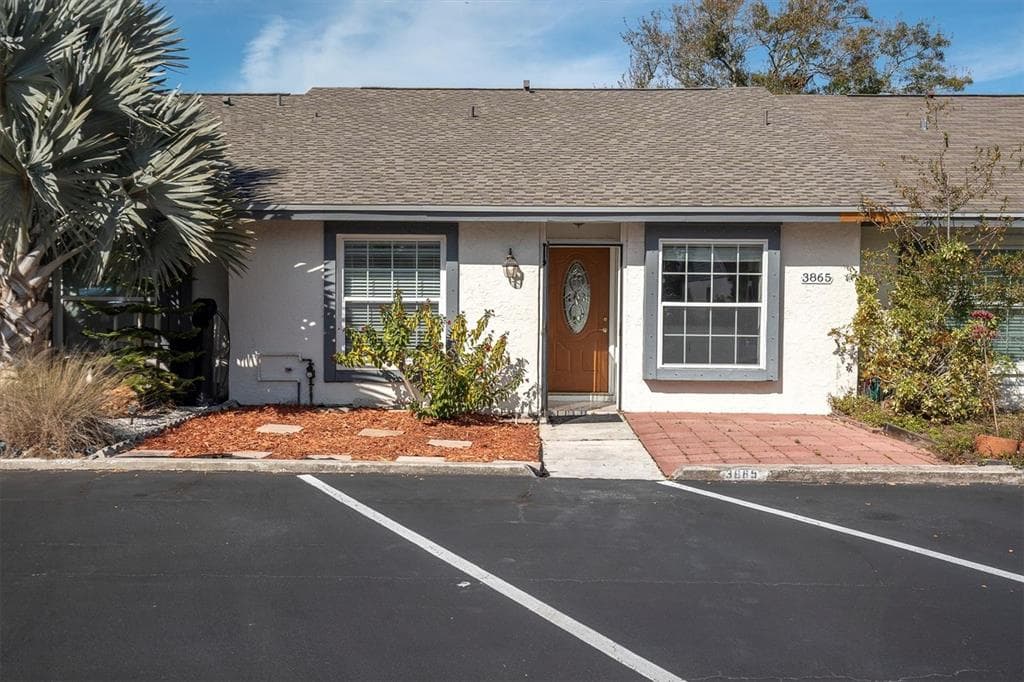 3865 EL CAMINO COURT LARGO, FL 33771
