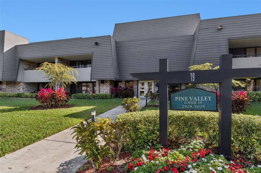 36750 US HIGHWAY 19 N UNIT 19306 PALM HARBOR, FL 34684