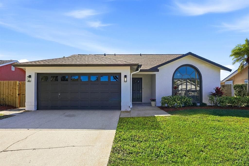8132 PERTH DRIVE LARGO, FL 33773