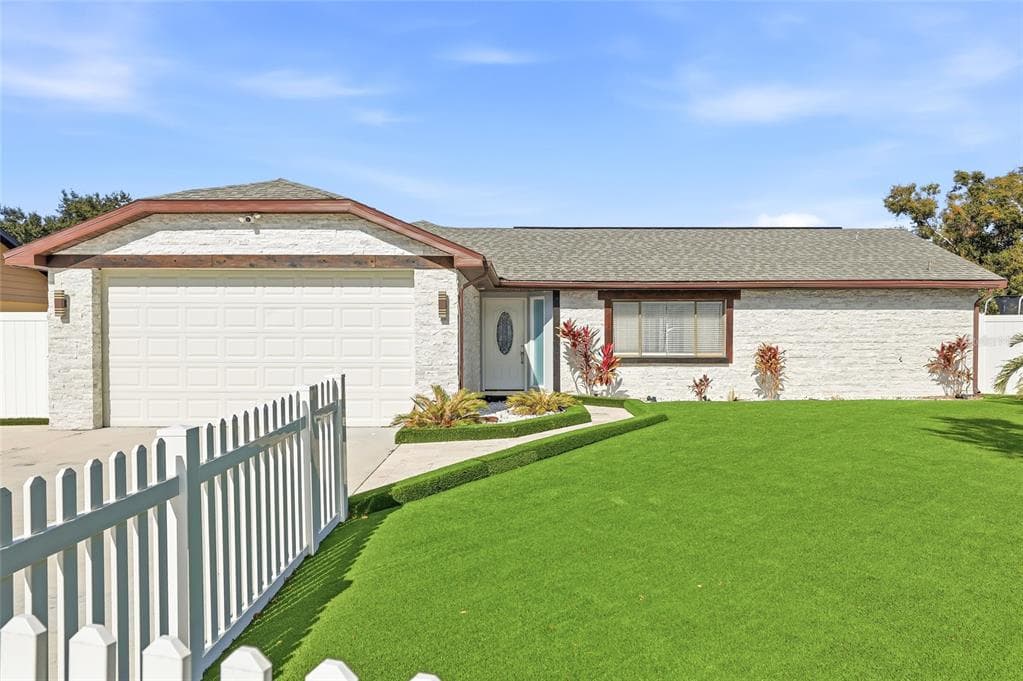 726 FORTUNA DRIVE BRANDON, FL 33511