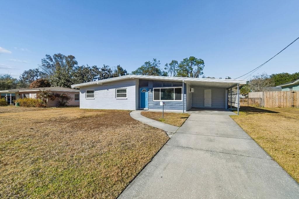 1504 E MIMOSA DRIVE PLANT CITY, FL 33563
