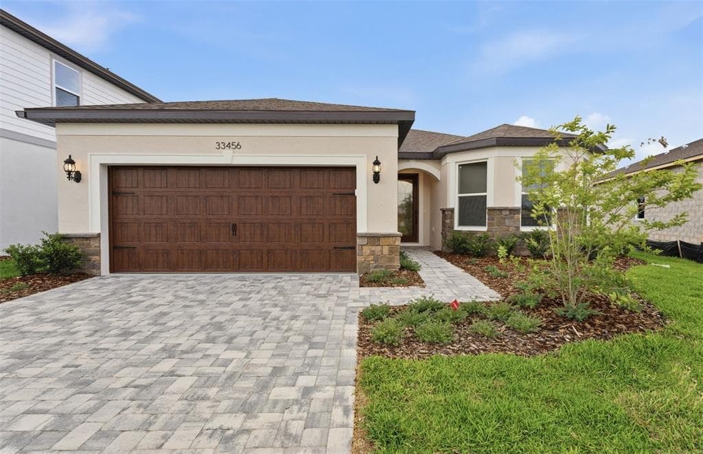 33456 HERDS HALLOW WAY WESLEY CHAPEL, FL 33545