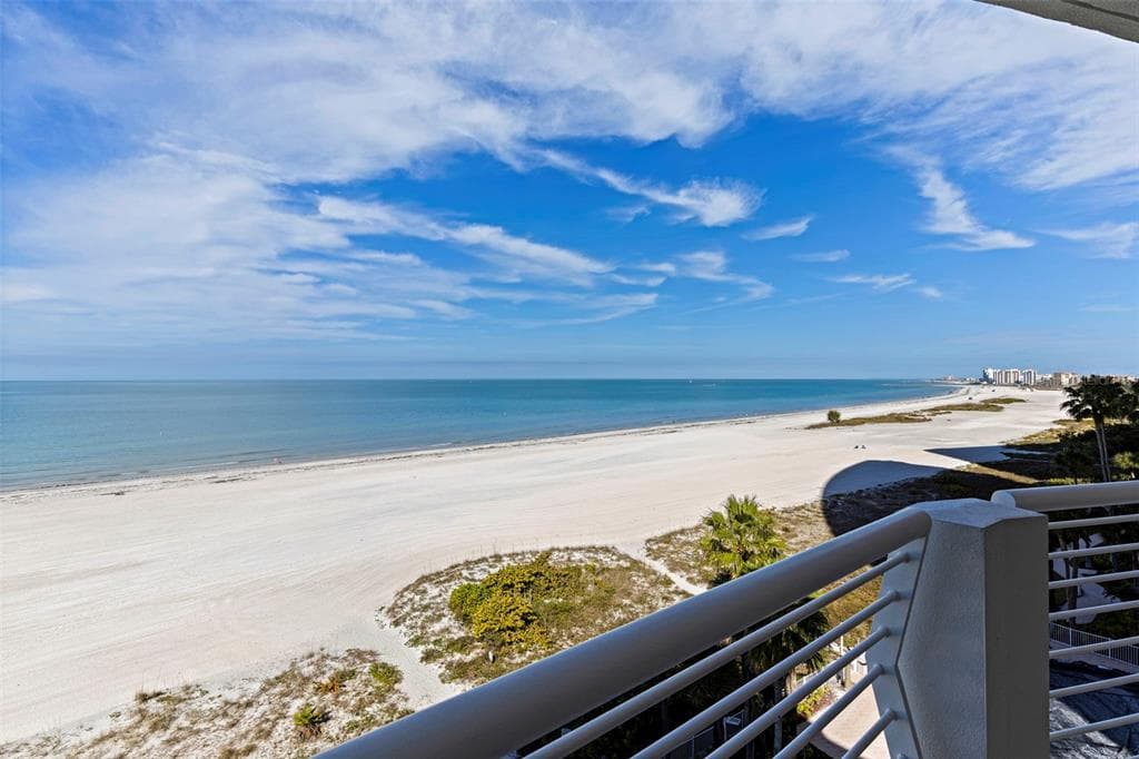 1350 GULF BOULEVARD UNIT 704