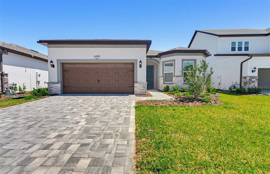6995 DEPUE DRIVE WESLEY CHAPEL, FL 33545