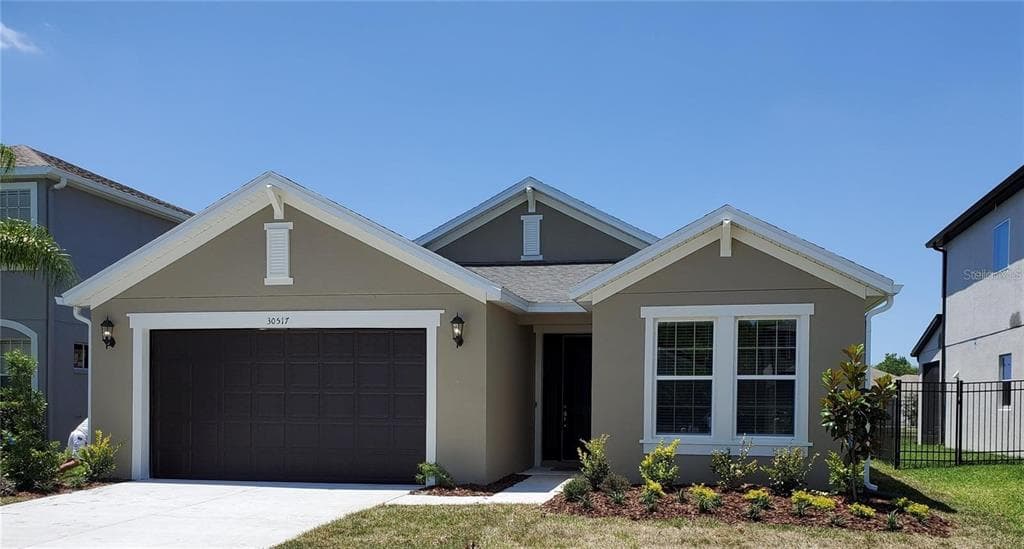 30517 PECAN VALLEY LOOP WESLEY CHAPEL, FL 33543