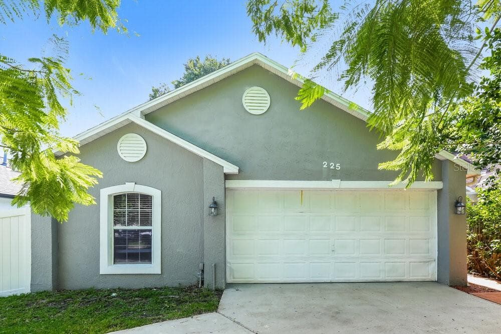225 TWISTING TRAIL ORLANDO, FL 32825