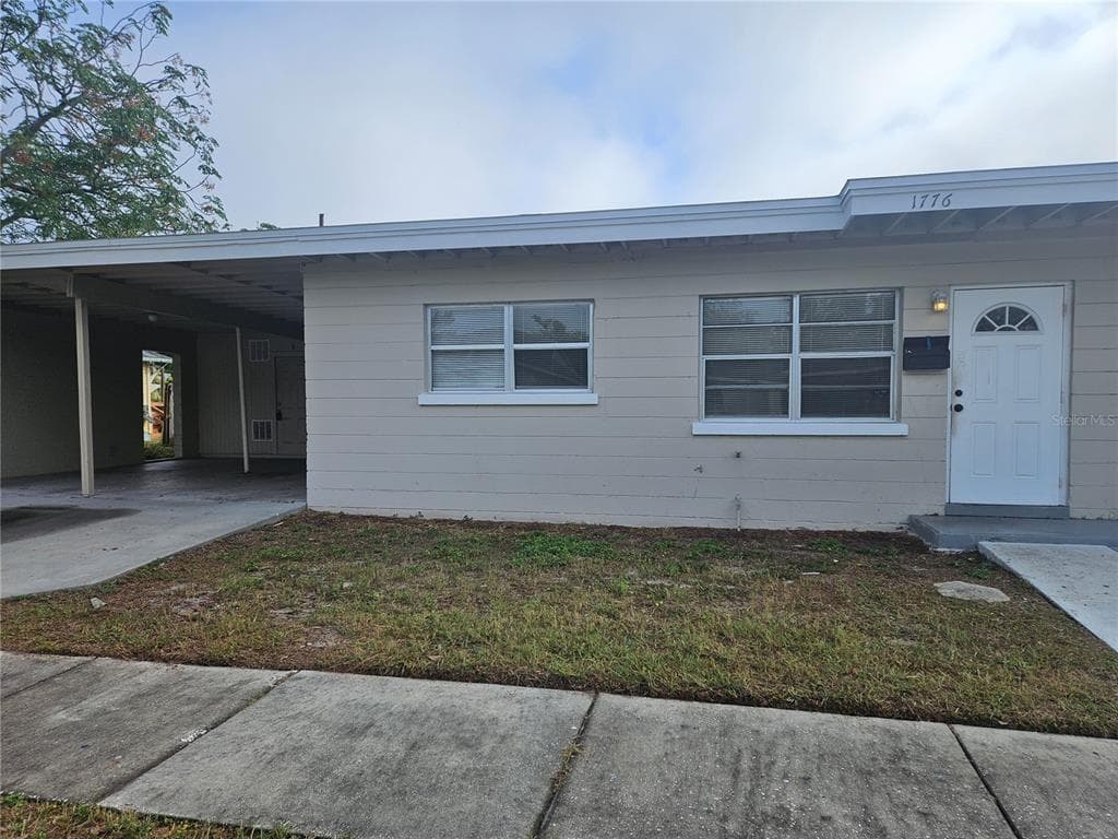 1776 YALE STREET S ST PETERSBURG, FL 33712
