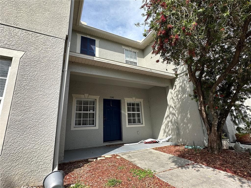 13141 KINGS CROSSING DRIVE GIBSONTON, FL 33534